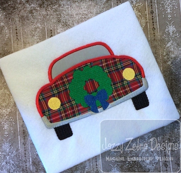 Car with Christmas wreath appliqué machine embroidery design