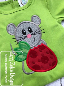 Mouse with strawberry appliqué machine embroidery design