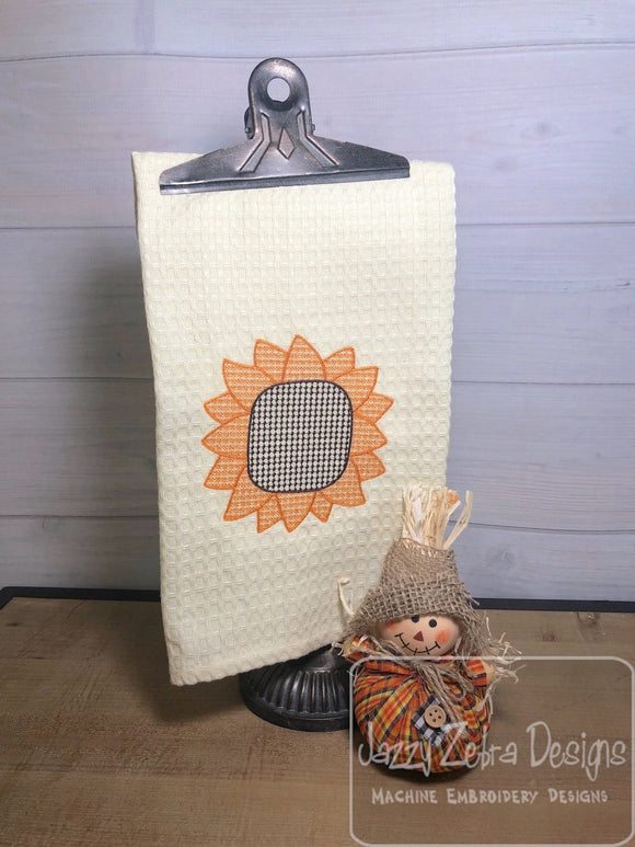 Sunflower motif filled machine embroidery design