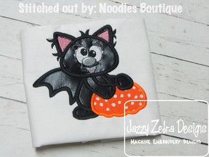 Crazy eye Halloween bat with pumpkin appliqué machine embroidery design